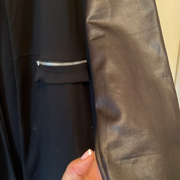 Boo Hoo Light Jacket - Picture 3 of 6